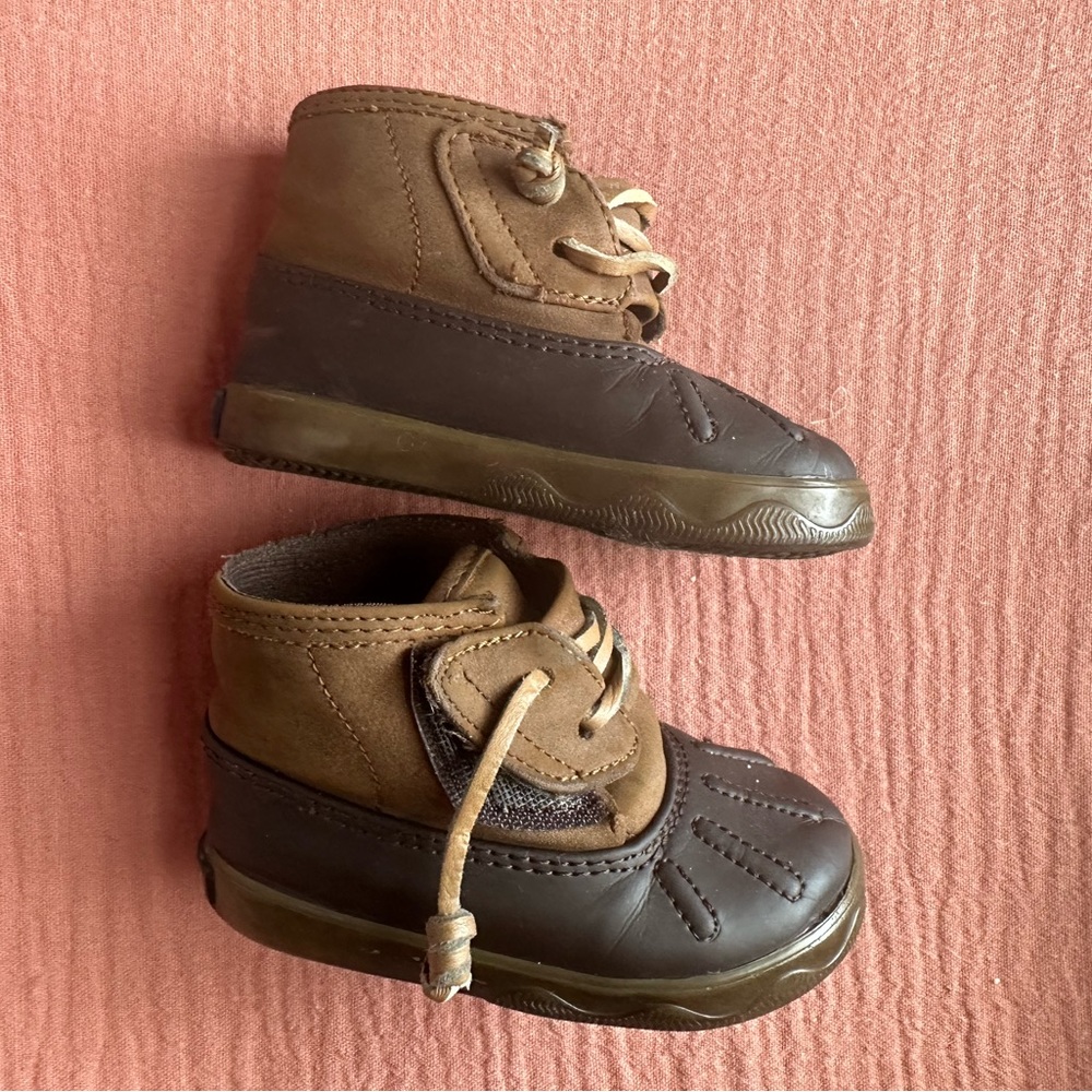 Sperry Duck Boots - size 4 worn
